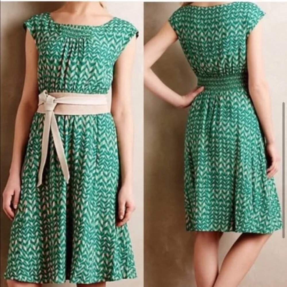 Anthropologie Evaline Dress Green Print Knit Fit & Flare